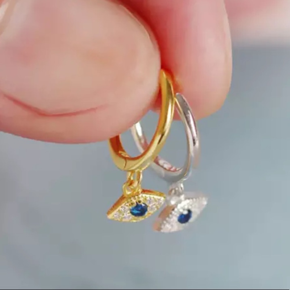 🔥👁Insta sterling silver\gold plated eye small hoop earrings - Picture 2 of 7